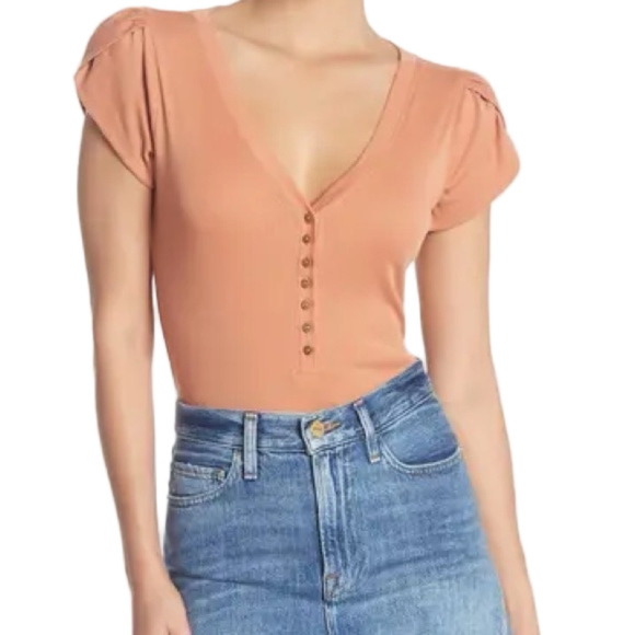 Free People Intimates Mia V-Neck Puff Sleeve Thong Bodysuit Size M - Picture 3 of 5